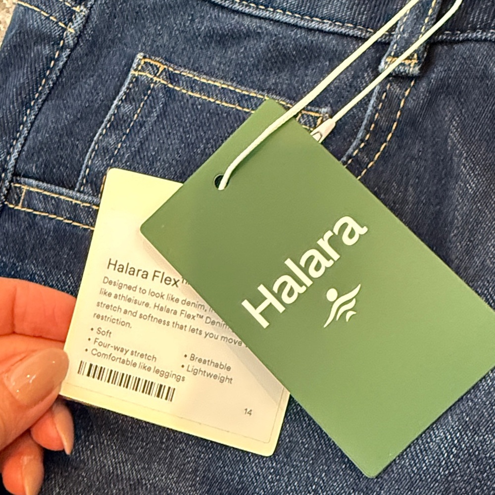 HALARA Women's Wide Leg Dark Blue Cuffed Jeans.  NEW WITH TAGS - Picture 8 of 10